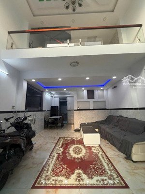 đỉnh nóc kịch trần-nhà 3 tầng-giá 2,13 tỷ-dt 44,1m2-đường tân thành, tân phú-gần văn hiến