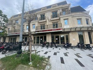 hàng hiếm 2 căn shophouse liền kề mt trần đăng ninh - đối diện chưng cư masterise lh 