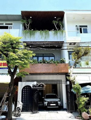 tôi cần bán gấp nhà ở đinh công tráng - tân định - q.1, gần cv lê văn tám. cho thuê 34tr