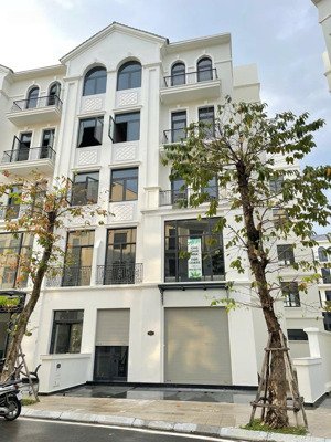 bán nhà phố t4 manhattan vinhomes grand park 520m² sàn, 5pn có thang máy giá chỉ 41.5 tỷ bao thuế