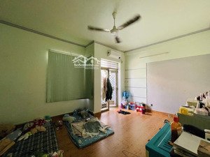 bán chdv 6 phòng, hẻm xe hơi đỗ cửa.
đường trường chinh, phường 13 . tân bình