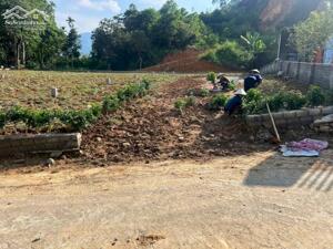 BÁN GẦN 400M2 ĐẤT TẠI BÃI DÀI TIẾN XUÂN SÁT LA LA FARMSTAY VÀ RESORT XANH VILLAS, GIÁ 2XTR/M2 LH0866990503