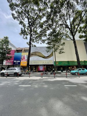 góc 2mt đường 3/2 ngay vincom - đối diện chung cư cao cấp hà đô centrosa - 6x7m - 3 tầng - 18 tỷ