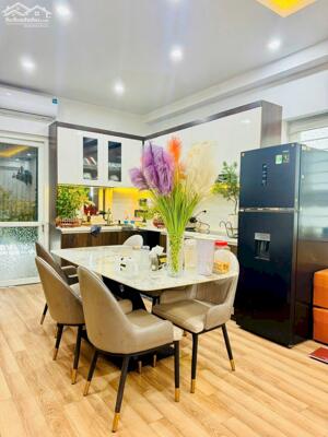 Chính chủ bán căn hộ 67m2 tầng 6 full nội thất chung cư HH02 Thanh Hà