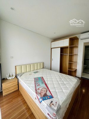 cho thuê gấp căn hộ 2 phòng ngủ 2 phòng vệ sinh ở mỹ đình pearl