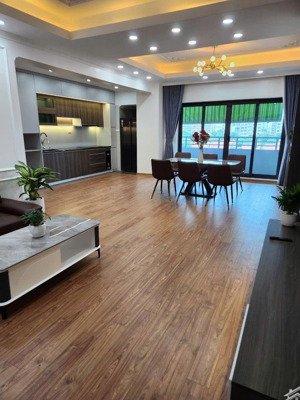 chính chủ cần bán căn hộ 101m2 thấp trung 3pn 2vs 173 xuân thủy (pico), sổ đỏ chính chủ