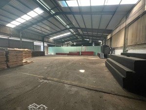 xưởng cho thuê giá rẻ tại trảng dài,đồng nai hơn 700m2 với chỉ 17 triệu/ tháng.