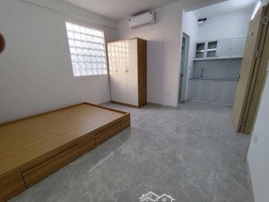 ccmn triều khúc - 63m2, 7 tầng, 11.5 tỷ doanh thu cao ba bước ra phố vị trí đắc địa