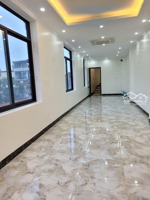 chính chủ bán nhà mặt phố quán thánh, ba đình, 6 tầng thang máy, vỉa hè kinh doanh, chỉ 36 tỷ