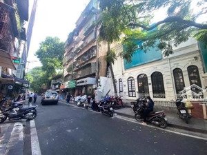 tuyệt phẩm - có 102 - biệt thự phố cổ dt: 350m2 3 tầng mt 15m q hoàn kiếm giá tl chín
