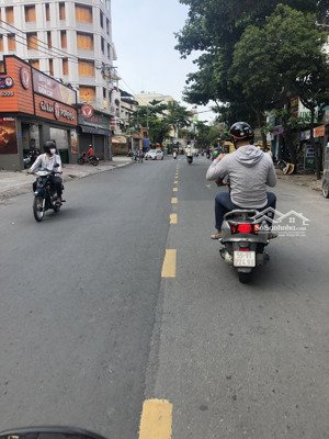 bán nhà 4 lầu hẻm xe hơi 8m hẻm 76/ thống nhất, p10 dt 5x15m giá chỉ 9,5 tỷ tl