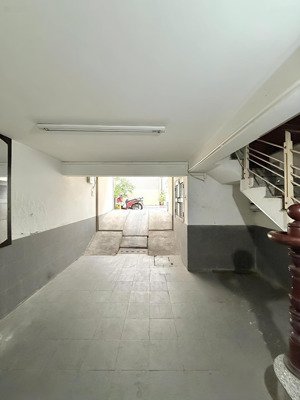 bán nhà mặt tiền hoa lan phú nhuận 54m2 khu vip nhất đường hoa có hầm ô tô ngang 4.5m - chỉ 18. xtỷ