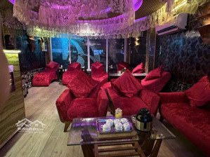 bán nhà mặt phố spa, khách sạn, dt gần 100m2, dtsd 350,4m2 - 12 phòng. lh 