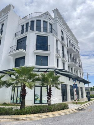[hot] căn góc shophouse phố đi bộ vlasta sầm sơn 2 mặt tiền ck 10% kinh doanh sầm uất, sổ lâu dài