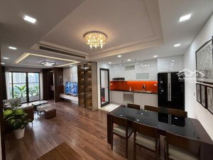 bán ch giá tốt tại n04 udic hoàng đạo thúy. dt 130m2, 3n2vs, nội thất cơ bản - sẵn sổ 