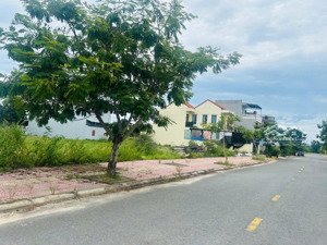 đất khu đô thị gần phố cổ hội an 6x20m giá chỉ 1ty9