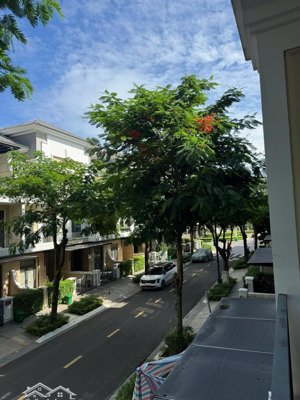hàng hiếm verosa park 6x22.5m trục hồ bơi, thiết kế rộng rãi, nhà thô, hướng tây, giá tốt nhất khu