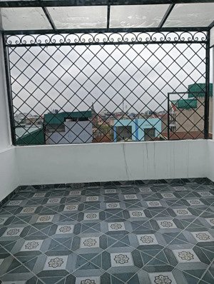 nhà mới xây vị trí siêu đẹp mặt đường bát khối, long biên - 6 tầng - thang máy.