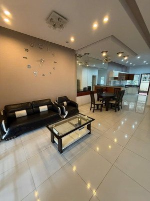 nhà thuê nguyên căn ở ecolakes mỹ phước, đầy đủ tiện ích