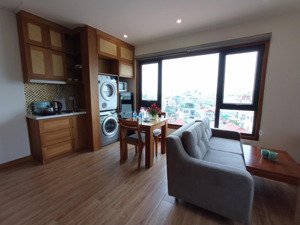 chính chủ cho thuê căn hộ 1n1k đủ đồ, 40m2, kv đào tấn/ linh lang, 10tr/th
