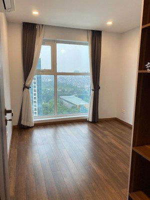cho thuê căn hộ tòa l3 the link-ciputra, dt 106m2, 3 ngủ , full đồ, giá 31,5 triệu/ tháng.