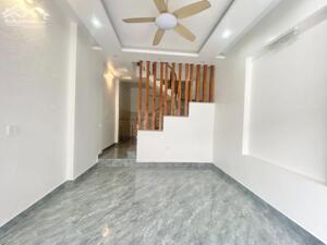 Bán nhà lô góc khu TĐC Xi Măng, Sở Dầu, Hồng Bàng – Thang máy, vị trí siêu đẹp