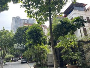 chính chủ bán biệt thự linh đàm, 254m 4 tầng mặt tiền khủng, sát hồ, giá chỉ 65 tỷ.