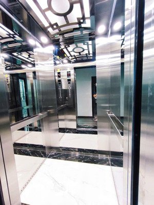 bán nhà riêng phố lò đúc, vị trí trung tâm 1 nhà ra phố, 6 tầng thang máy sịn sò, giá đẹp 17 tỷ