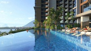 shophouse khối đế tầng 1 ngay cạnh lối đi bộ biển