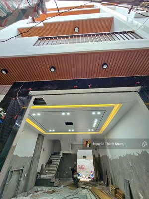 mở bán 2 căn nhà độc lập xây mới 4 tầng ngõ rộng gần ngã tư an dương tôn đức thắng