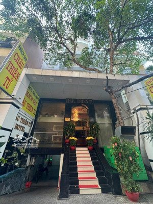 giảm gần 10 tỷ! bán gấp khách sạn đường nguyễn thái bình, p.12, q.tân bình (8.2 x 18m) giá 32,5tỷ