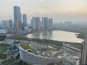 cho thuê chcc sky park residence. căn góc 128m2, 3pn. view hồ & cv. nội thất đẹp. lhtt: 