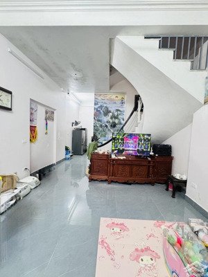 oto tải đỗ nhà -mặt ngõ to ngang phố - chủ bán đất tặng nhà - đầu tư giữ tiền miễn chê