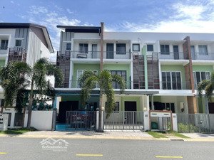 bán căn 3 tầng, sổ hồng riêng tại suncasa 1 bình dương, giá 2ty9, hỗ trợ vay