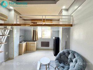 hot phòng duplex siêu xinh cửa sổ trời đón nắng full nội thất zá hssv
