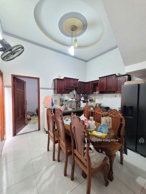 bán nhà 1 trệt 1 lầu 77m2, nở hậu, 3 phòng ngủ, gần chợ dĩ an 1, p.tân đông hiệp, tp.dĩ an