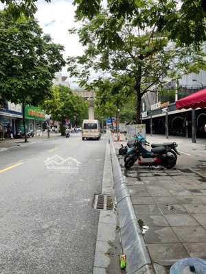 mặt phố khúc thừa dụ - 66 tỷ - 100m2 x 8 tầng - mt 6m - vỉa hè - ô tô tránh - thang máy - kd - vp