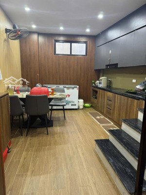 nhà mậu lương, hà đông. dt 40m2 4 tầng. ô tô đỗ cách 50m. gần hồ nhà dân xây chắc chắn. giá: 5,4 tỷ