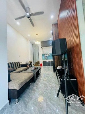 siêu hiếm nhà mặt tiền 3 tầng đường âu dương lân - dòng tiền 18tr/tháng - nhỉnh 9 tỷ