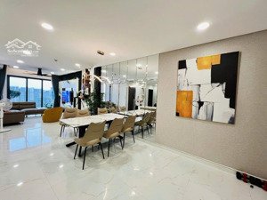 bán căn hộ chung cư screc tower, 4,1 tỷ, 80m2, 2pn, 2wc sổ hồng, view đẹp tại trường sa, q3, hcm