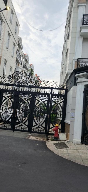 nhà phố 2t - 82m2 - ngang 4,5m - đặng văn bi, trường thọ, thủ đức, chỉ hơn 5 tỷ, hxh