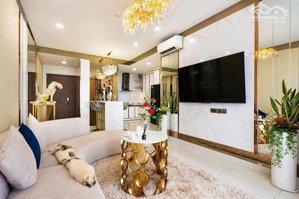 bán cc tại screc tower, 4 tỷ, 76m2, 2pn, 2wc, sổ hồng, view đẹp, lh: hoàng