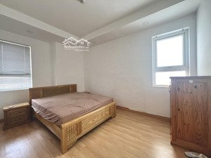 cho thuê căn hộ view biển chung cư melody vũng tàu 2 phòng ngủ giá 8tr. lh thái 
