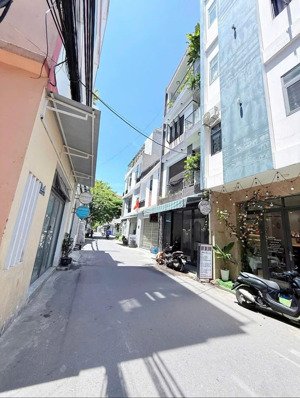 bán nhà riêng đường lã xuân oai dt 90m x 4 tầng, hạ giá từ 8ty còn 6.3ty chốt gấp