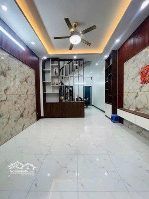 bán nhà phố hoàng mai - gốc đề 45m mới cứng 10m ô tô - tặng full đồ chỉ 7 đồng.