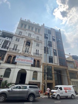 bán nhà sẵn dòng tiền 180triệu/tháng đường nguyễn thái bình, tân bình, hầm 7 tầng. giá 35 tỷ