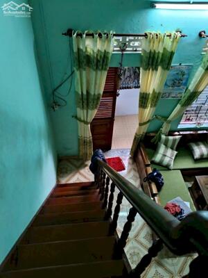 Bán nhà đường oto 5m hẻm cách đường Thích Quảng Đức chỉ 20m, Phước Hải, Nha Trang. Nhà nở hậu, ngay kđt Hà Quang 1. Giá bán 3,9 tỷ.