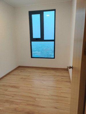 cho thuê nhanh căn hộ 2pn asiana capella có ít nội thất giá 8,5 triệu. lh: 