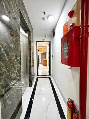 bán nhà trần cung, nhà đẹp, thang máy, nội thất xịn, dt 38m2, 10 tỷ 8