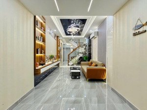 chính chủ cần bán gấp nhà minh phụng - quận 11 - gần chợ bình thời - đường thông thoáng